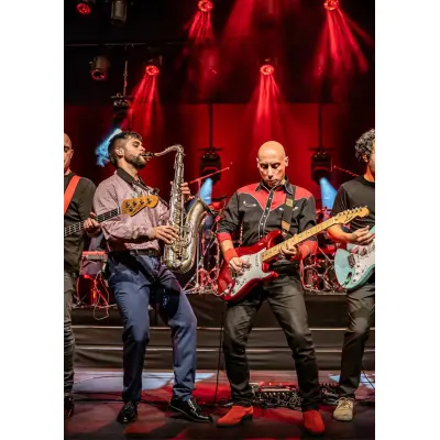 bROTHERS iN bAND – The Very Best of dIRE sTRAITS