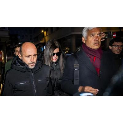 Tres meses de detención provisional para el dueño del bar suizo incendiado en Nochevieja