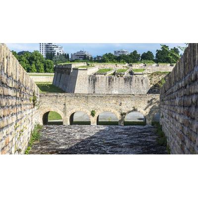 Unanimidad para hacer visible la historia: Pamplona señalizará el trazado de sus murallas