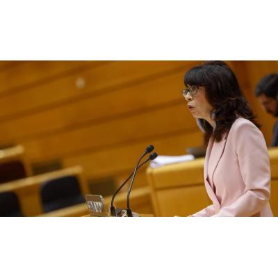 La ministra de Igualdad se reunió con la mujer que denunció agresiones de Adolfo Suárez