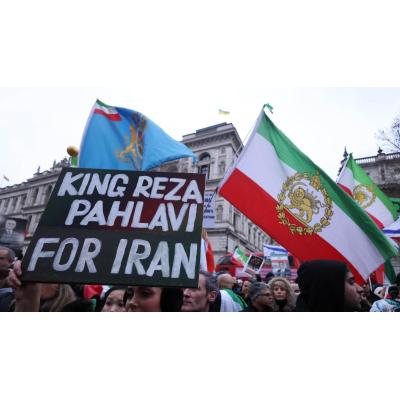 EE UU exige parar la represión en Irán mientras inician una negociación para evitar la guerra