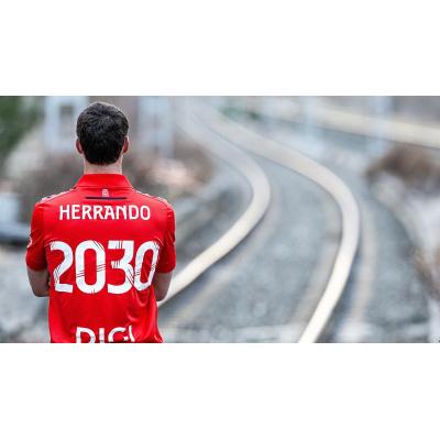 Ya es oficial: Herrando vestirá la elástica rojilla hasta 2030