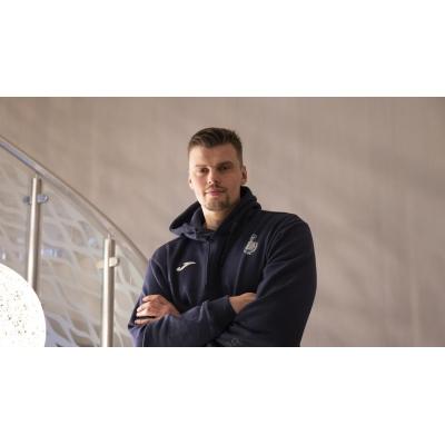 Sergey Hernández: "Espero no defraudarme a mí mismo y a la gente que espera mucho de mí"