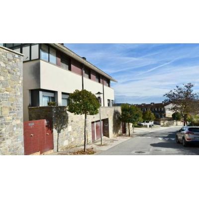 El lujoso chalet pareado más barato de Navarra, según una selección nacional