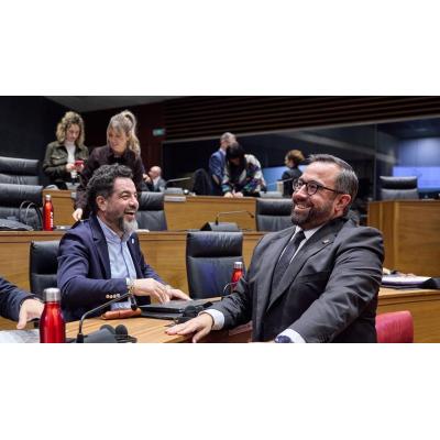La mayoría del Parlamento navarro ve necesarias más medidas frente a la corrupción