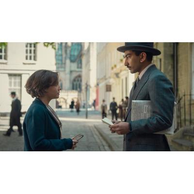 Netflix da una pátina moderna a ‘Las siete esferas’ de Agatha Christie
