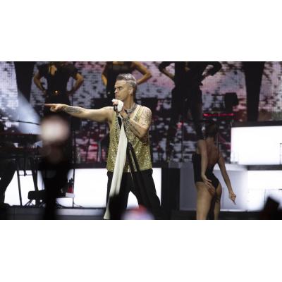 Robbie Williams publica su nuevo disco 'Britpop', previsto para el pasado mes de octubre