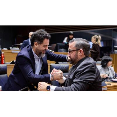 ¡Pero si Ramón Alzórriz sigue ahí!