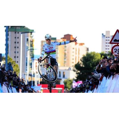El infinito Van der Poel