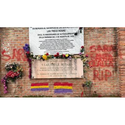 Vandalizan la tumba de las Trece Rosas con amenazas de muerte a la periodista Sarah Santaolalla