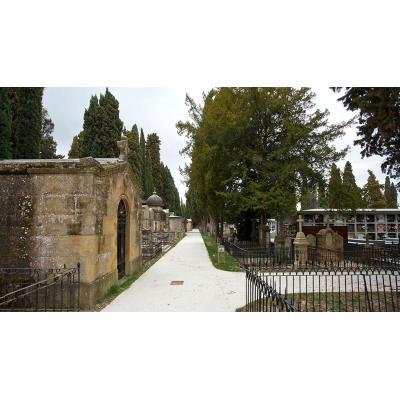El caso del panteón del cementerio de Pamplona