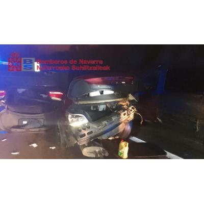 Accidente múltiple en la A-15 en Cordovilla: cuatro personas trasladadas al HUN