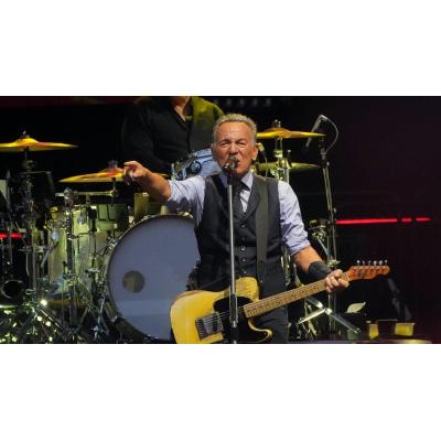 Bruce Springsteen homenajea a Renee Good y denuncia que el ICE actúa "como la Gestapo"