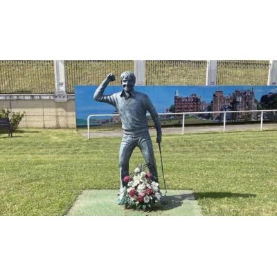 Desaparece la estatua en honor a Seve Ballesteros en Pedreña