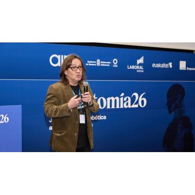 Álex Salvador, gerente de la Asociación de Robótica de España: "Los países más robotizados son los que tienen menos paro"