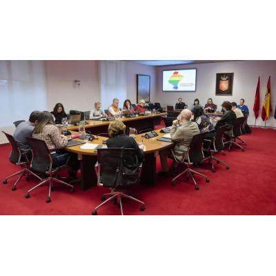 Profesionales del ámbito LGTBI en Navarra temen que haya un retroceso en los derechos del colectivo