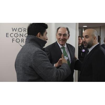 Galán insta en Davos a acelerar la inversión en redes eléctricas, ya que la electrificación es "imparable"