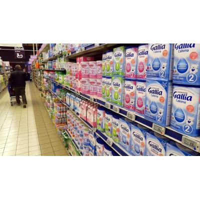 Lactalis anuncia la retirada de su leche infantil por motivos sanitarios en el Estado y otros 17 países