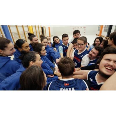 Osés visita al equipo de Psicobasket