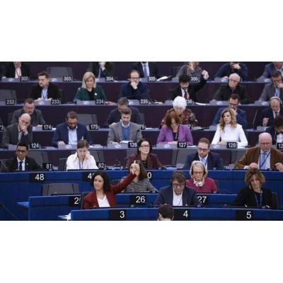 La Eurocámara paraliza el pacto comercial con EE.UU. tras las amenazas de Trump