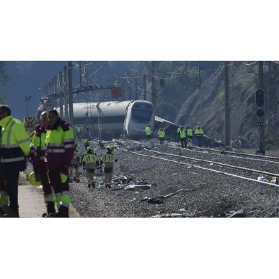 Más imágenes falsas creadas por IA y algunos bulos tras el accidente de los trenes en Adamuz