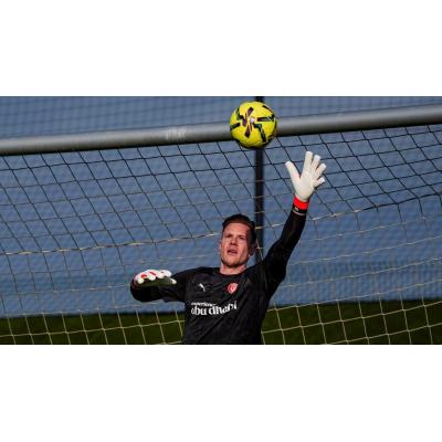 Ter Stegen a su llegada a Girona: "Tengo muchas ganas de empezar"