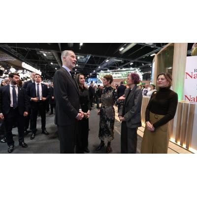 Los Reyes se detienen en Navarra para descubrir su apuesta turística, sostenible y de futuro