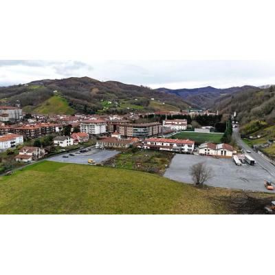 El tráfico del centro de Lesaka regulado por semáforos