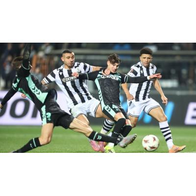 El Betis se estrella en Salónica y se complica el 'top 8'