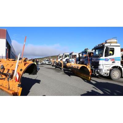 Navarra se prepara ante la bajada de la cota de nieve: hasta 48 quitanieves listas para actuar