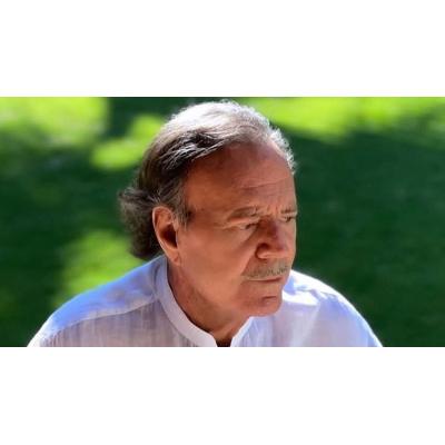 La Fiscalía archiva la denuncia a Julio Iglesias por "falta de competencia"