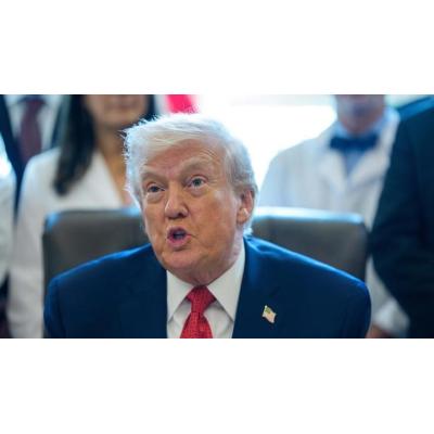Trump dice que EEUU tendrá soberanía sobre el suelo de sus bases militares en Groenlandia