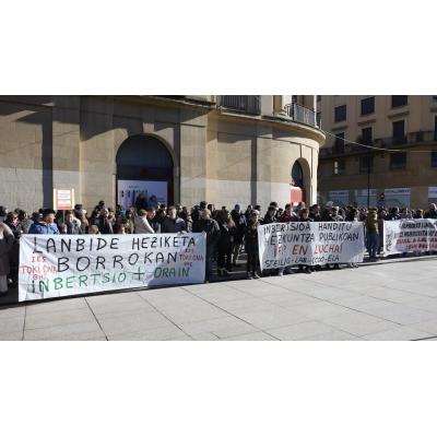 Sindicatos denuncian la baja inversión del Gobierno de Navarra en la educación pública
