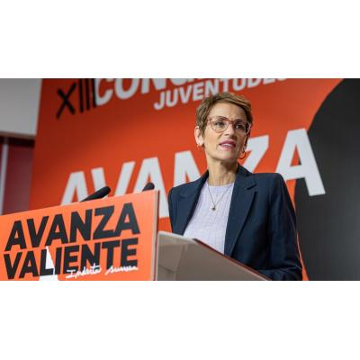 Chivite alerta a los jóvenes sobre los mensajes populistas "de la ultraderecha"