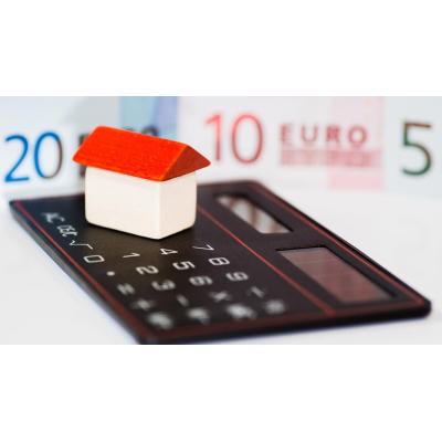 Recuperan más de 60.000 euros en gastos hipotecarios para 67 afectados en Navarra