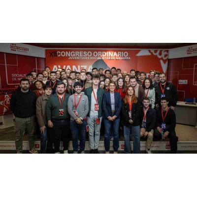Chivite lanza a sus cachorros a "dar la batalla" y "ensanchar el perímetro de influencia del socialismo"