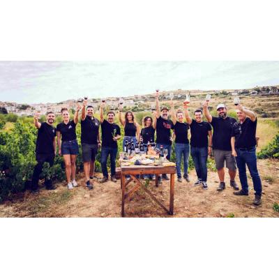 El pueblo de Navarra que lleva su “Vino de los Aromas” a Barcelona: una cata con música para conquistar la Wine Week