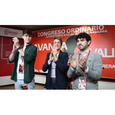 Chivite alerta a los jóvenes sobre los mensajes populistas de la ultraderecha