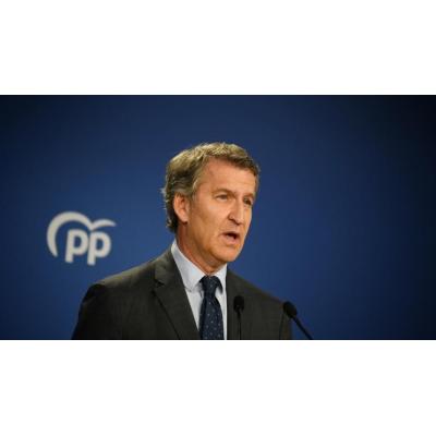 Feijóo exige a Sánchez sacar la revalorización de las pensiones del decreto 'ómnibus'