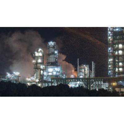 Murcia envía un ES-Alert y pide no salir de casa por un incendio en las instalaciones de Repsol