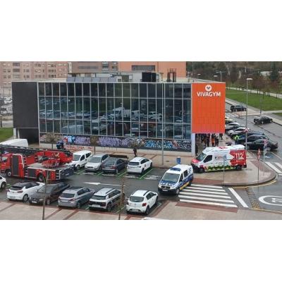 Se incendia un vehículo en el parking subterráneo de un gimnasio de Ansoáin