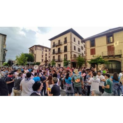 La Comisión de Fiestas de Elizondo pide ayuda