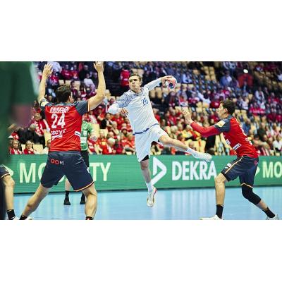 Correctivo a los Hispanos en su adiós del Europeo