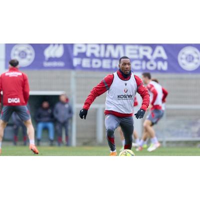 Becker escucha ofertas para salir y el club está a la espera
