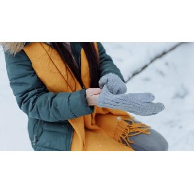 Adiós a los guantes: el revolucionario invento que arrasa en Amazon para olvidarse de las manos frías en invierno