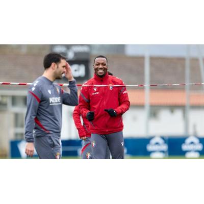 Osasuna no contempla un tercer fichaje y solo se plantea la salida de Becker: Braulio da la última hora