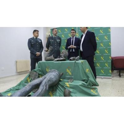 Encuentran la estatua de Seve Ballesteros troceada en un trastero y “lista" para ser vendida