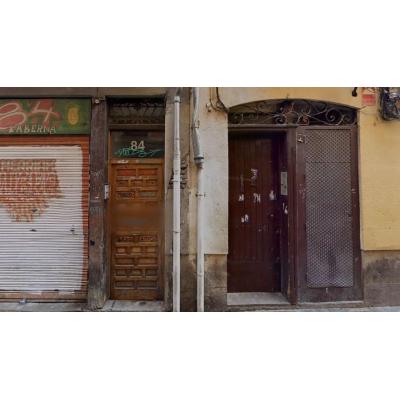 El Ayuntamiento realoja a tres familias de un edificio de Jarauta tras detectar un "fallo estructural" en el inmueble