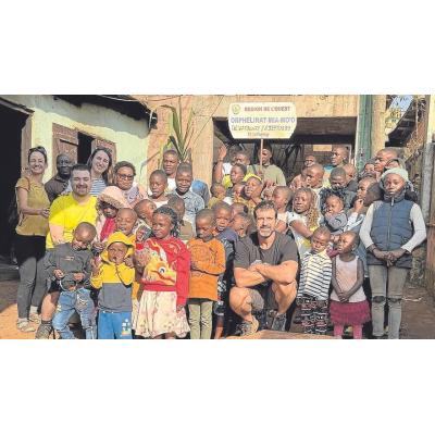 Camerún, orquesta solidaria
