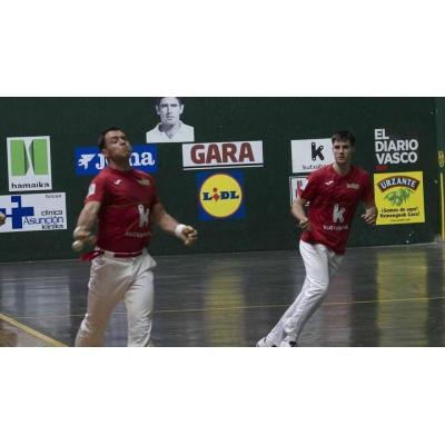 El dominio de Iztueta catapulta a Jaka en el Parejas